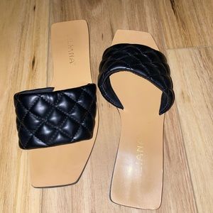 Size 9 worn a few times, look brand new